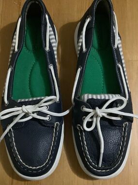Sperry women’s 7 1/2 M